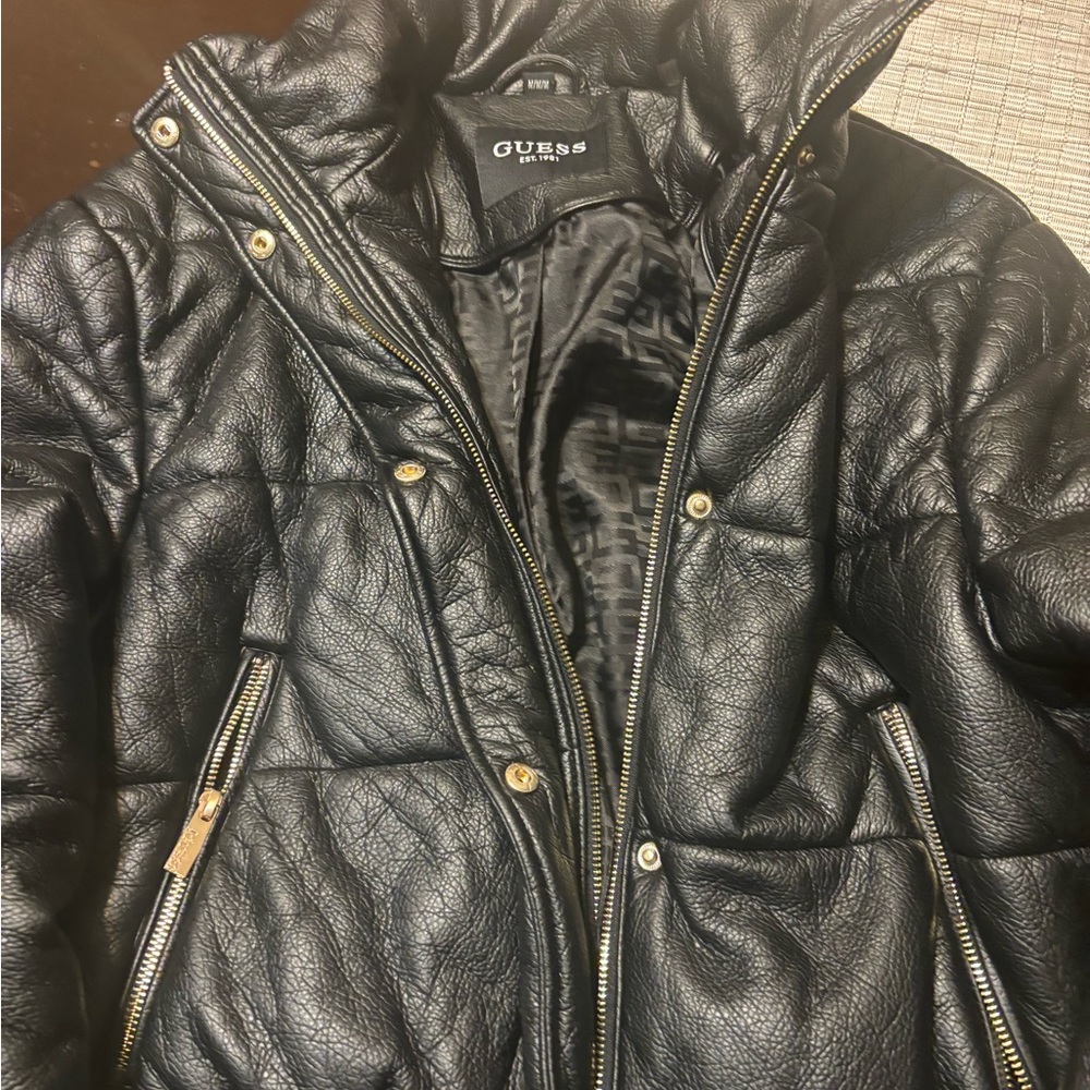 Women’s black short waist cover jacket brand GUESS  size medium